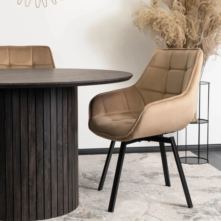 Krzesło tapicerowane LUNA beżowy welur na metalowych nogach – homestyleconcept.pl