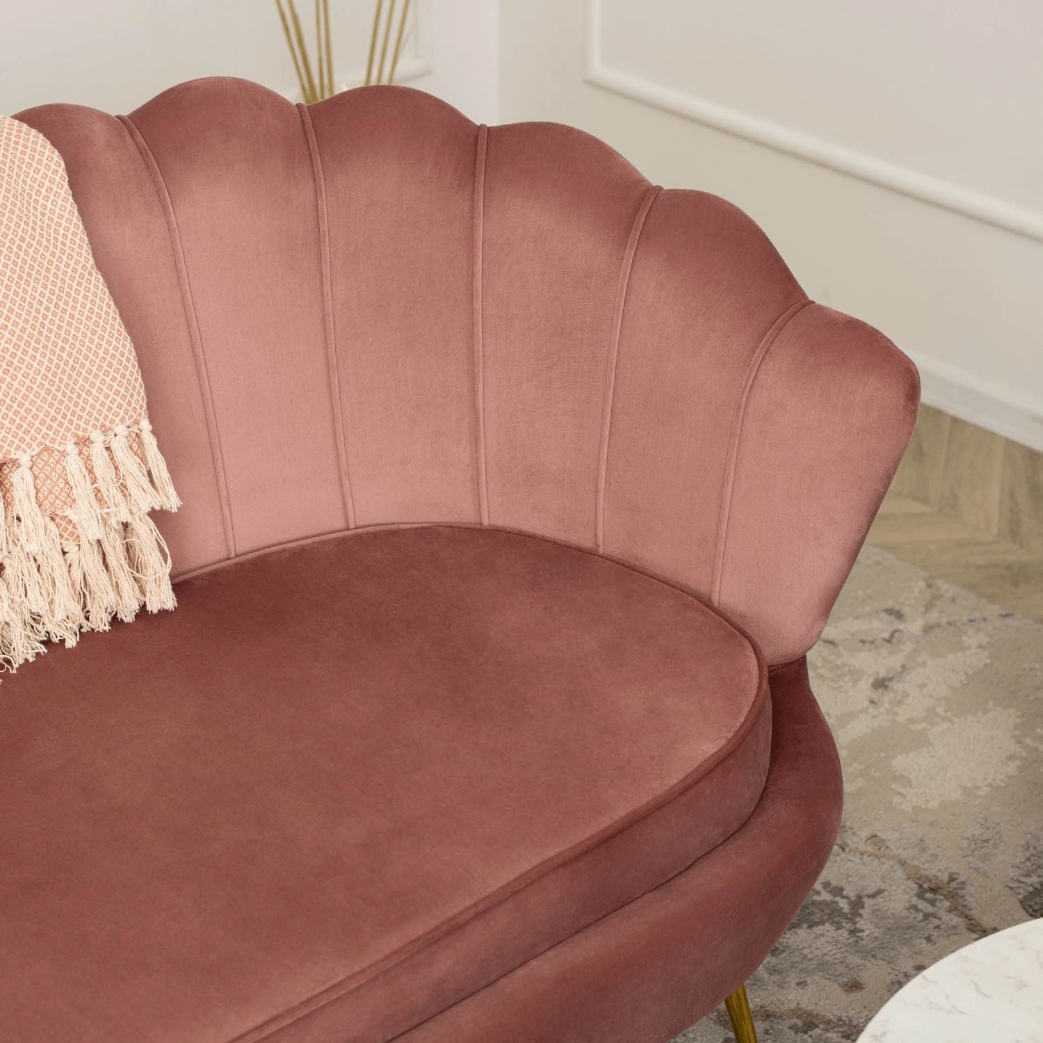 Sofa Dwuosobowa Muszelka wypoczynek do salonu ZENDAYA Glamour Różowa